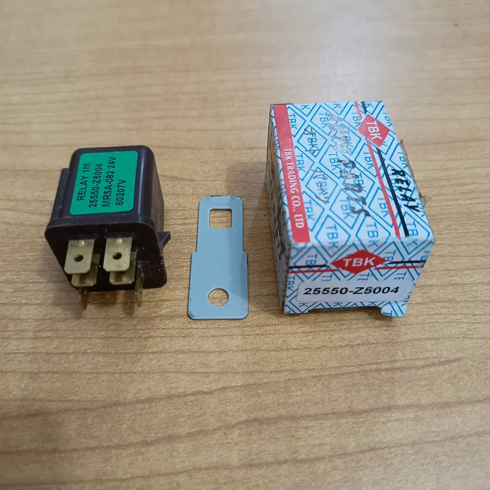 RELAY LAMPU NISSAN 24V (KAKI 6) TBK