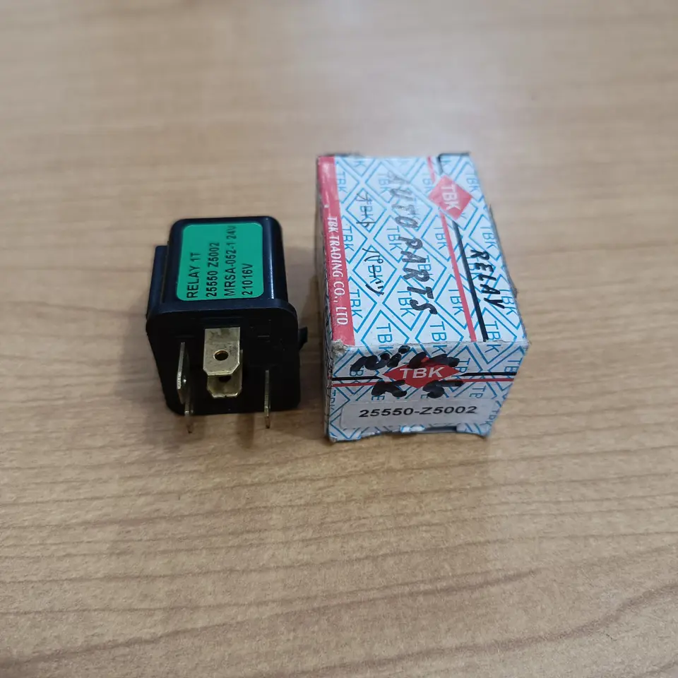 RELAY LAMPU NISSAN 24V (KAKI 5) TBK