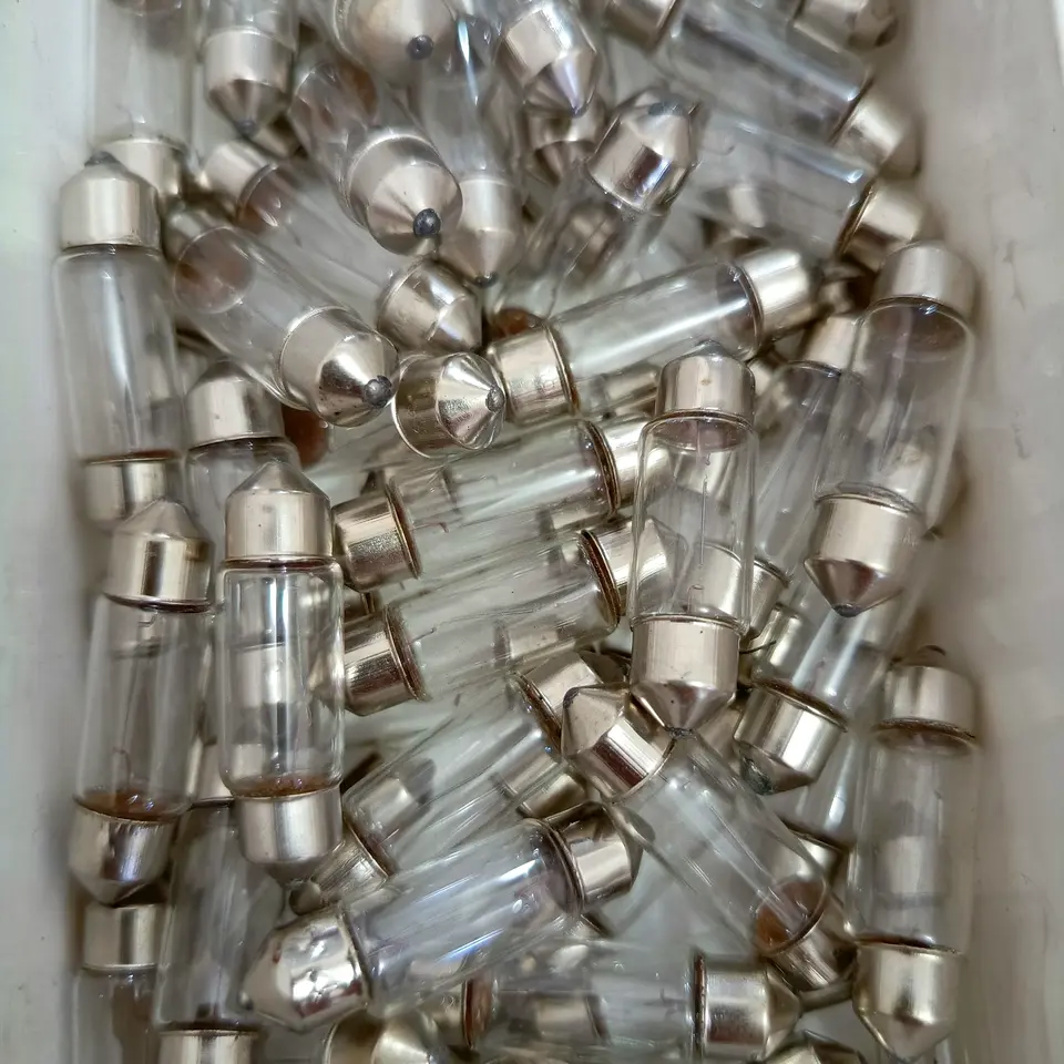 BOLA LAMPU (KABIN) T10 X 36 12V 8W STANLEE