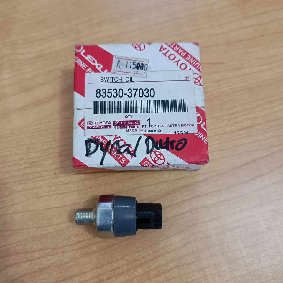 SWITCH OLI DYNA / DUTRO / TOYOTA UNIVERSAL TOYOTA 83530-37030 SWITCH OLI/ OIL TOYOTA