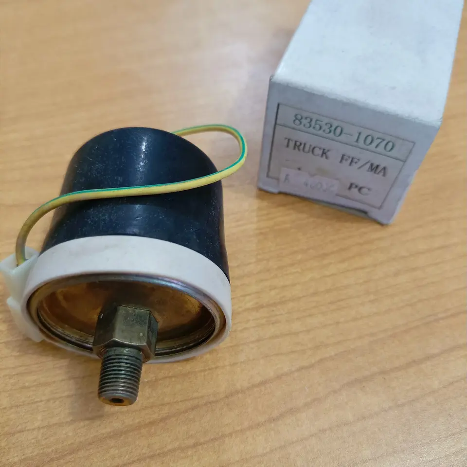 SWITCH OLI HINO LOHAN FF/MA 83530-1070 SWITCH OLI/ OIL undefined