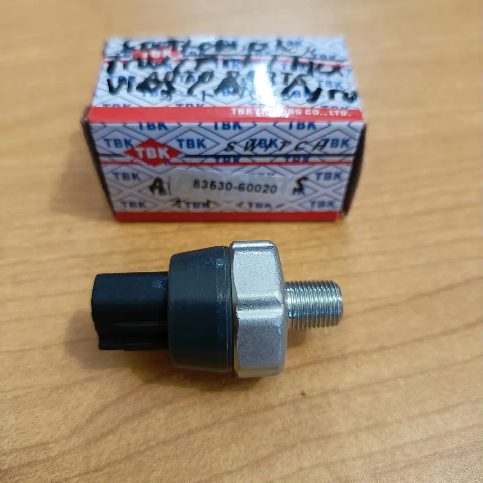 SWITCH OLI DYNA / DUTRO / TOYOTA UNIVERSAL TBK 83530-60020 SWITCH OLI/ OIL TBK