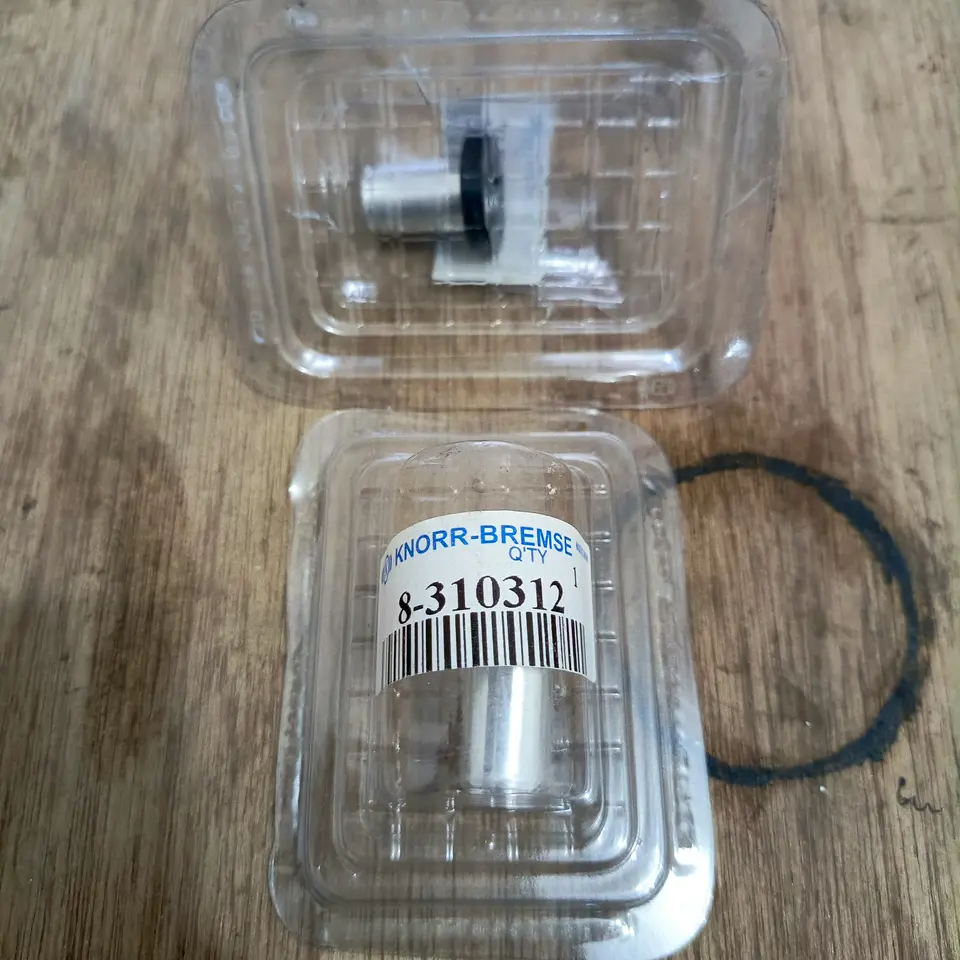 PISTON REM ANGIN ISUZU / NISSAN / FUSO KNORR BREMSE (15.9*12*24.8*28.5) 8-310312-0 / 243-14101 BRAKE BOOSTER / BOOSTER REM / INLET VALVE KNORR BREMSE