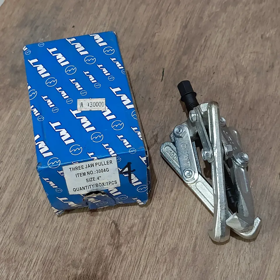 PEMBUKA BEARING / THREE JAW PULLER 4" IWT null TOOLS/ACCESORY/OTHER IWT