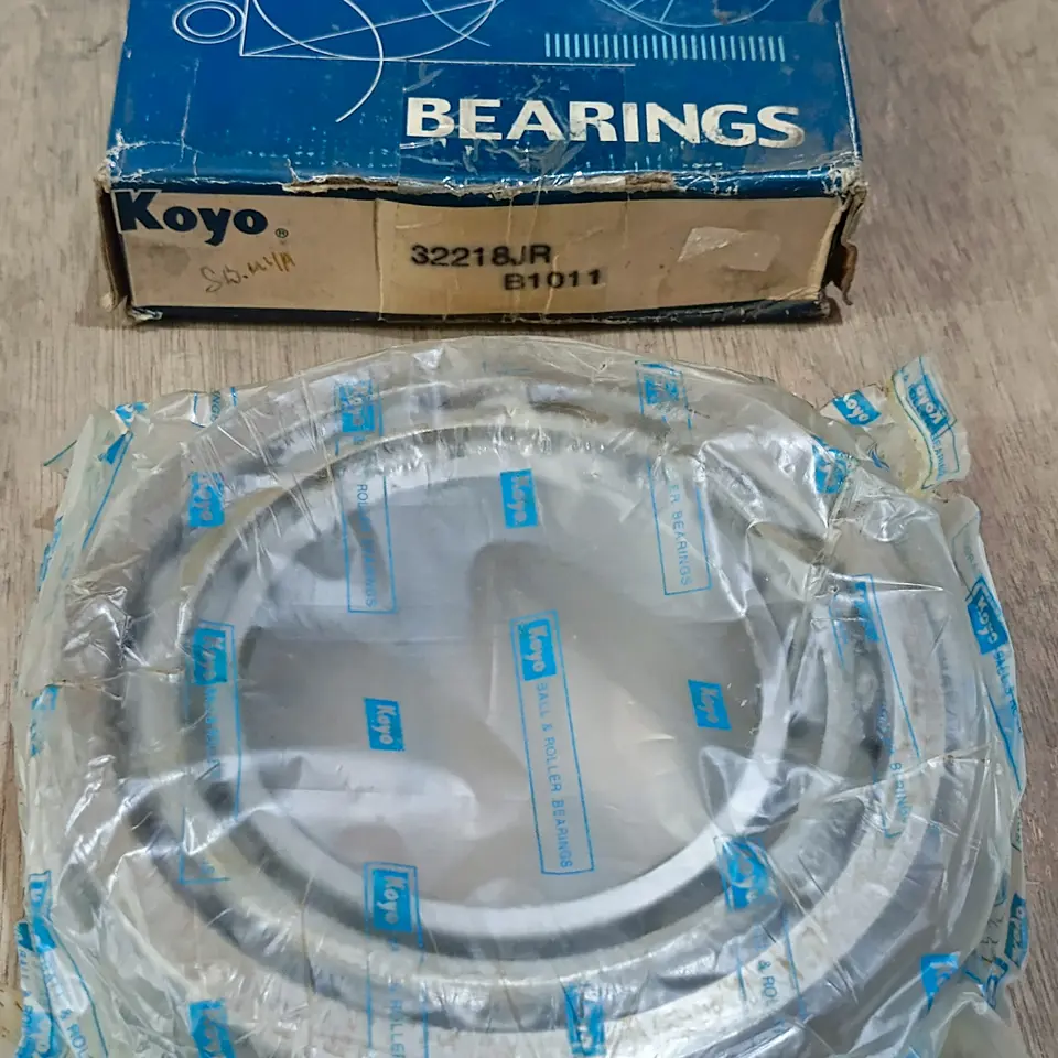 BEARING RODA BELAKANG DALAM FUSO PS 220/190/HINO / 32218 JR KOYO (90*160*42.5)