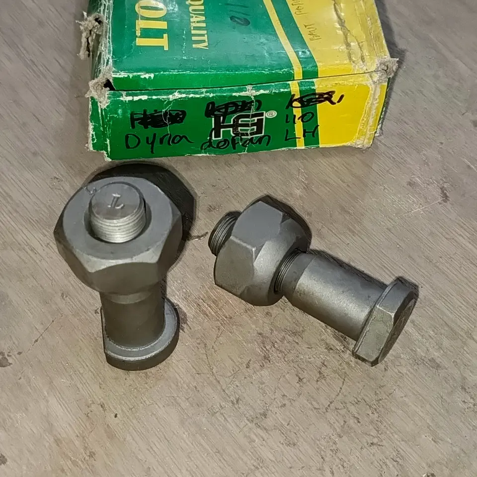 BAUT RODA DEPAN HINO EM100 LH HB null BAUT RODA / NUT BOLT / MUR RODA HB (HUB BOLT)