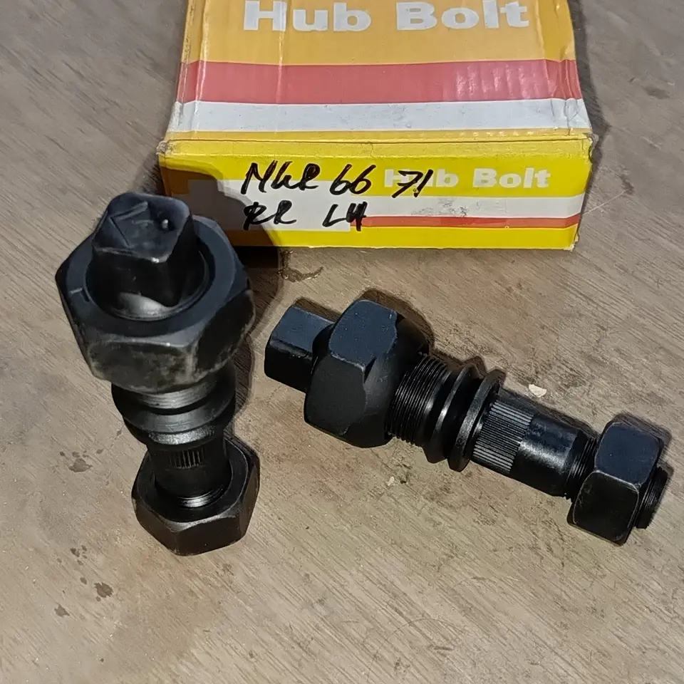 BAUT RODA BELAKANG LH ISUZU NKR 66/71 LJ