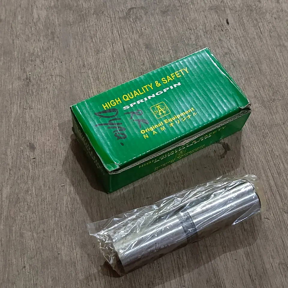 PEN PER BELAKANG DYNA HT NAM null PIN / PEN PER DAUN / LEAF SPRING NAM