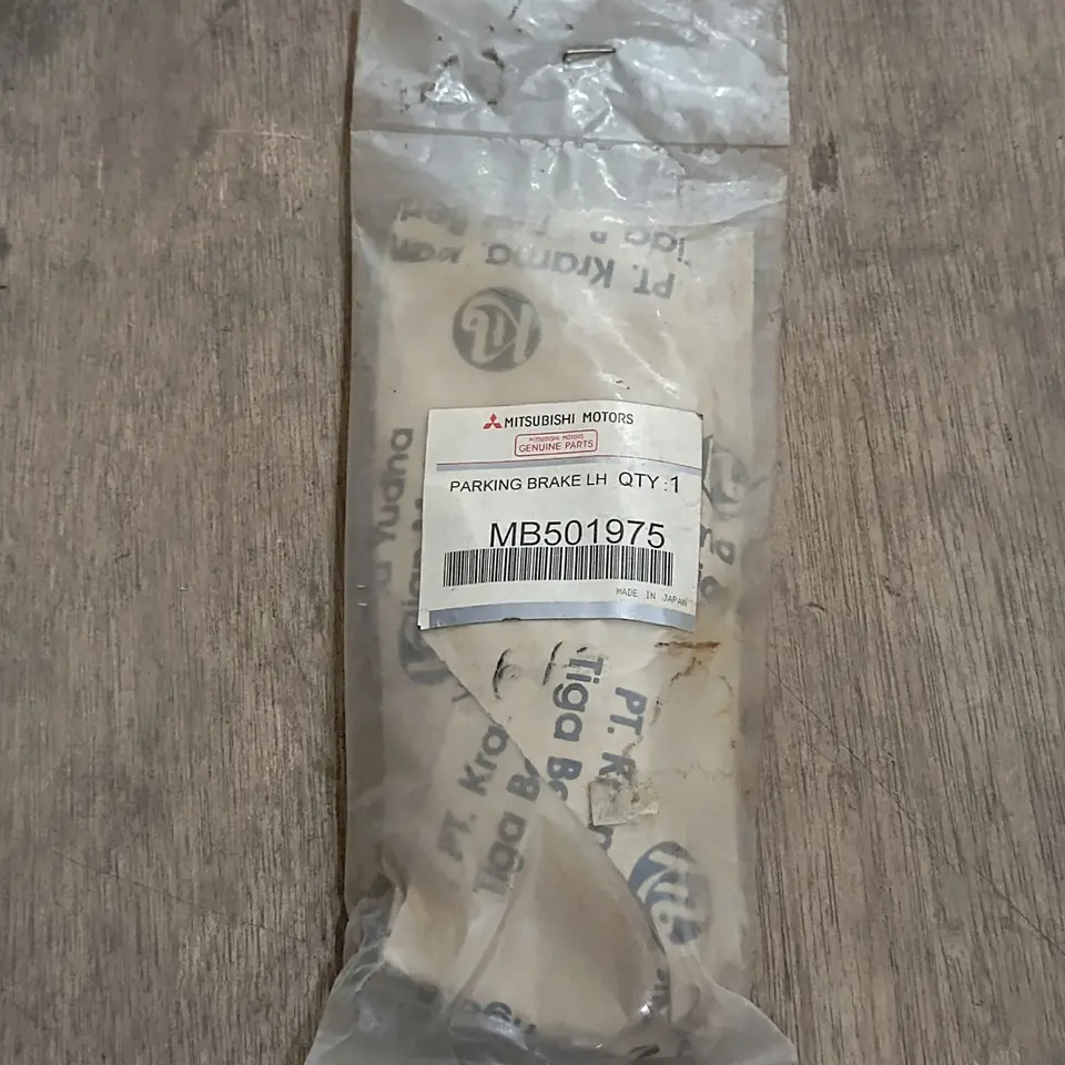 ISI SETELAN REM TANGAN L300 LH MITSUBISHI MB501975 ISI SETELAN REM TANGAN / BRAKE LEVER KIT MITSUBISHI