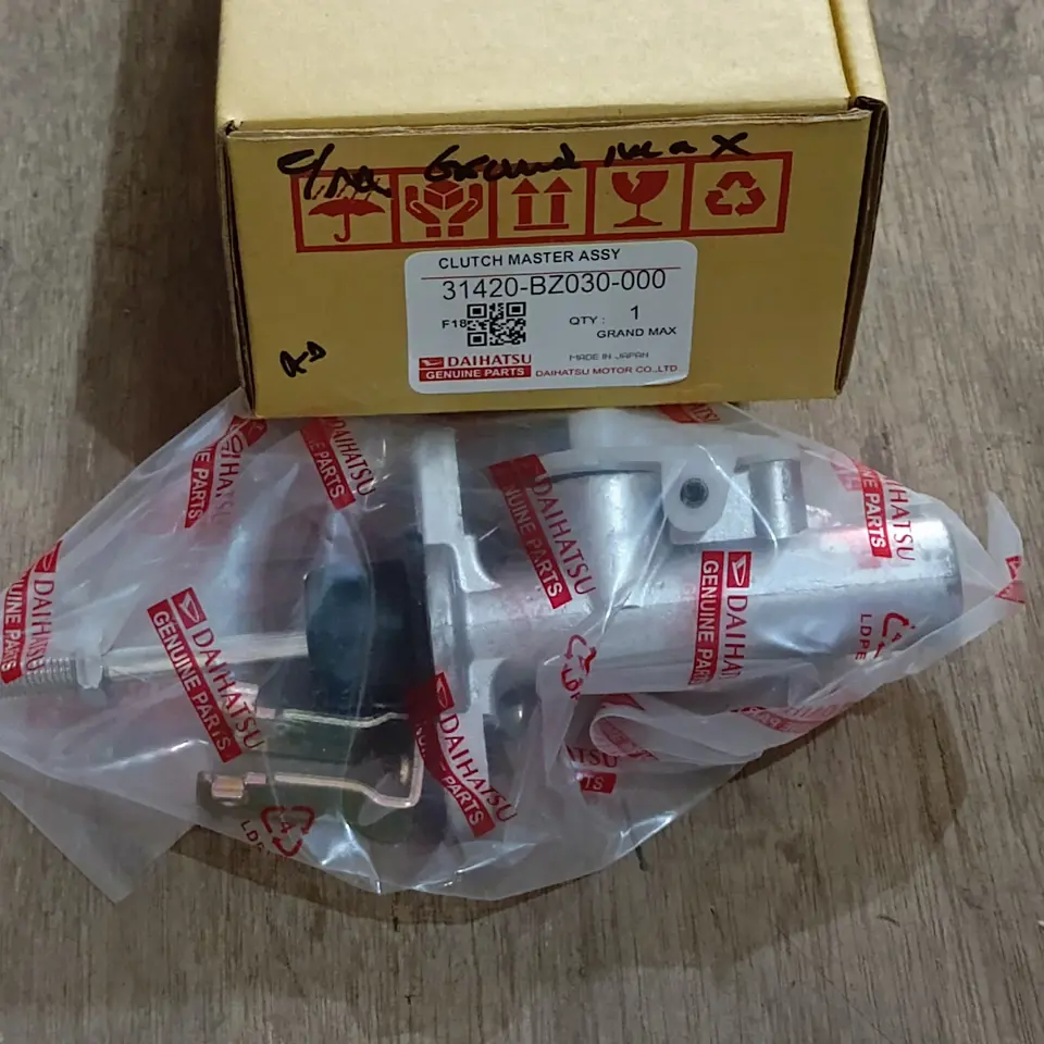 C/M ASSY GRANMAX DAIHATSU