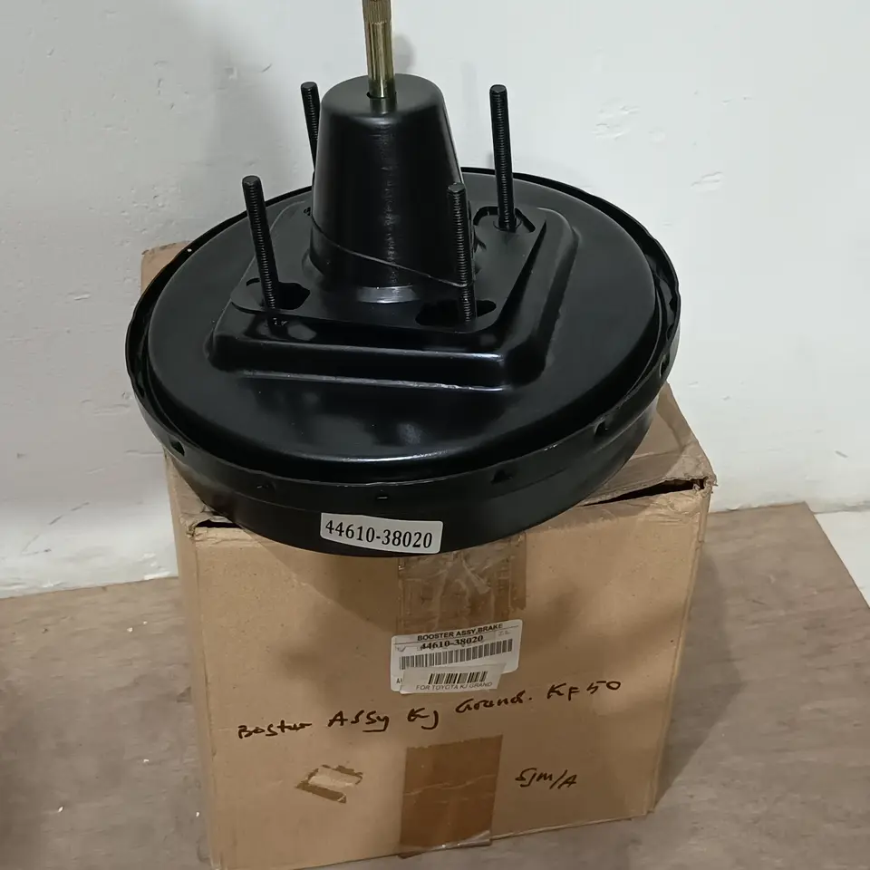 BRAKE BOOSTER KIJANG GRAND / KF50 TOYOTA 44610-38020 BRAKE BOOSTER / BOOSTER REM / INLET VALVE TOYOTA