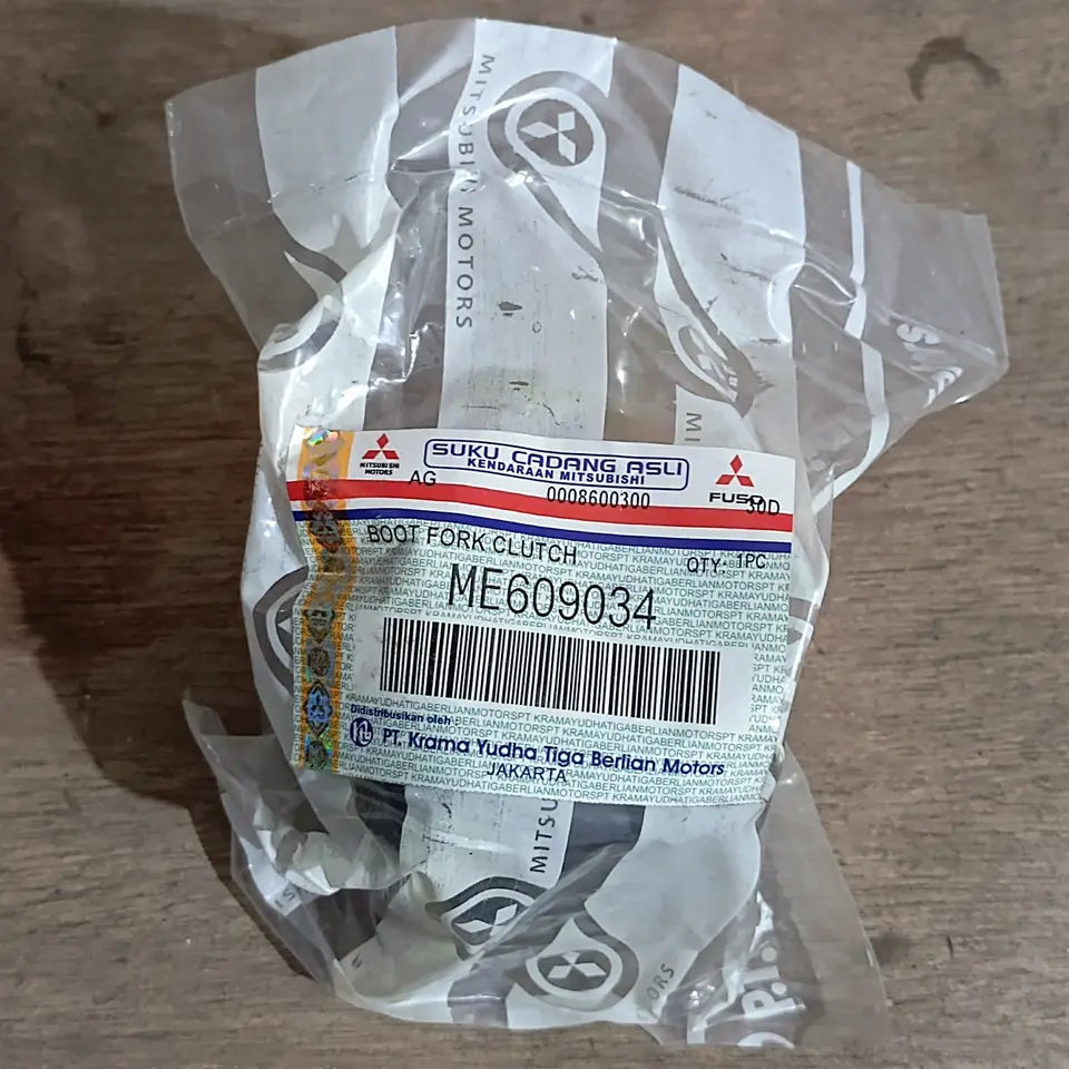 KARET GARPU KOPLING CANTER PS 125/110/136 HDX MITSUBISHI ME609034 KARET GARPU KOPLING / BOOT FORK CLUTCH MITSUBISHI