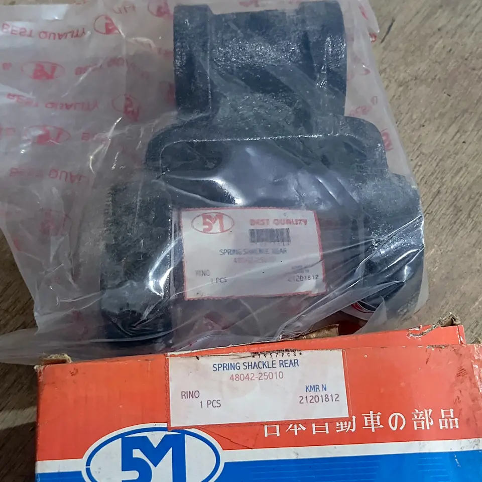 ANTING PER BELAKANG DYNA HT / HINO DUTRO 5M 48042-25010 ANTING PER / PIR / SPRING SHACKLE 5M