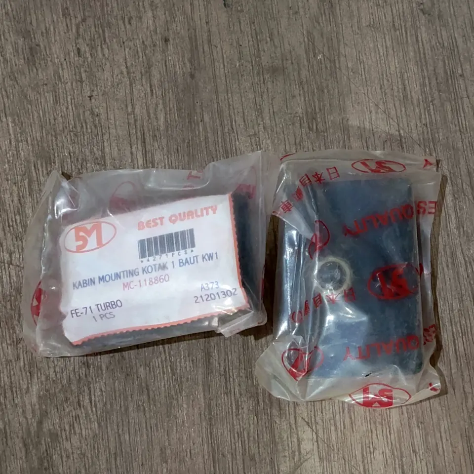KARET KABIN PS 125 (KOTAK) 5M MC118860 KARET KABIN 5M