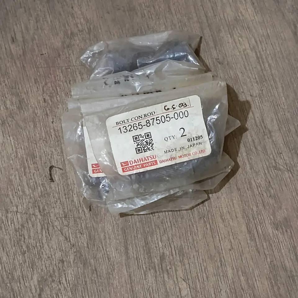 BAUT CON ROD ESPASS S89 DAIHATSU 13265-87505-000 BAUT CON ROD / PAHA AYAM / METAL JALAN DAIHATSU