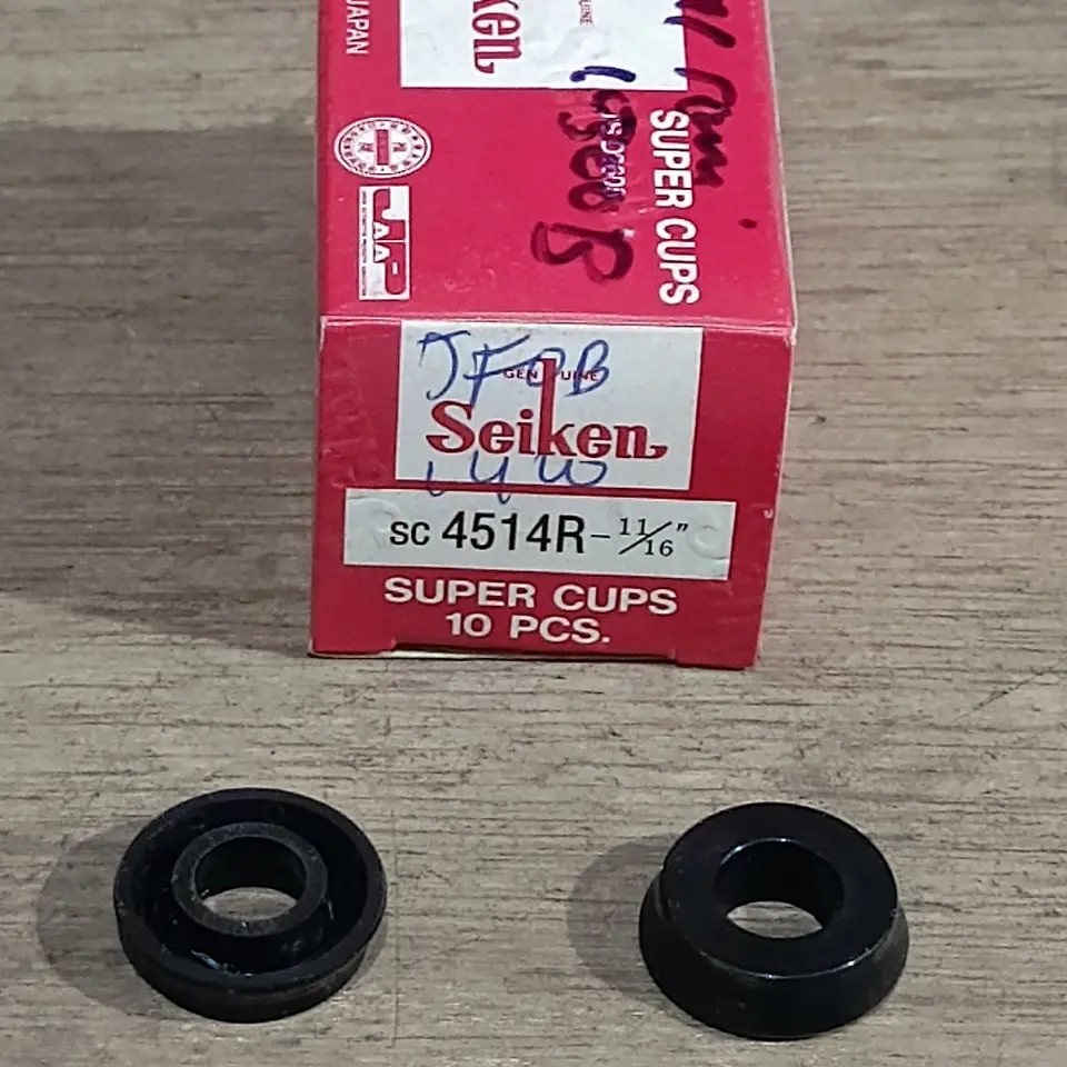 SEAL REM DEPAN/BELAKANG L300 BENSIN SEIKEN (G)