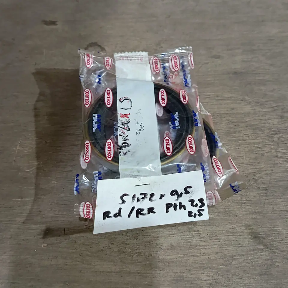 SEAL RODA BELAKANG PANTHER 2.3/2.5 (51*72*9.5) null SEAL RODA NOK CORTECO