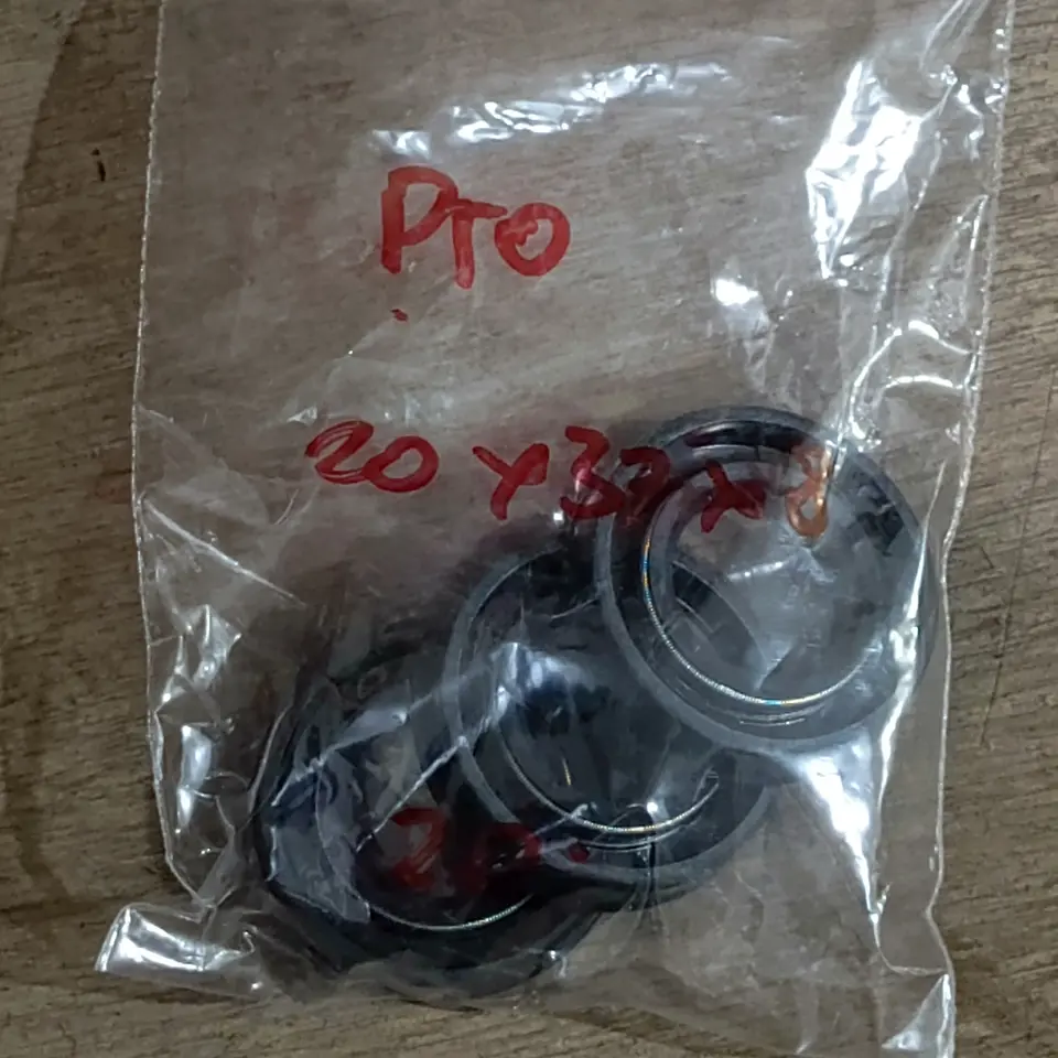 SEAL PTO PS 20*37*8 NOK
