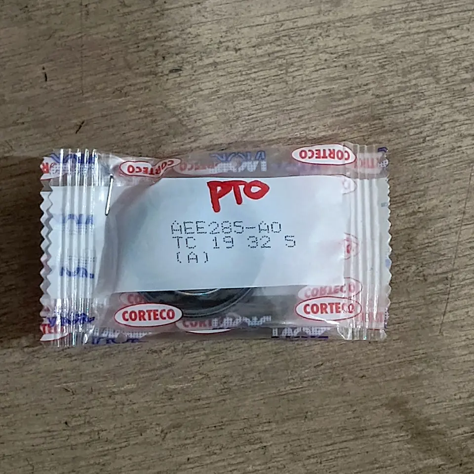 SEAL PTO 19*32*5 NOK