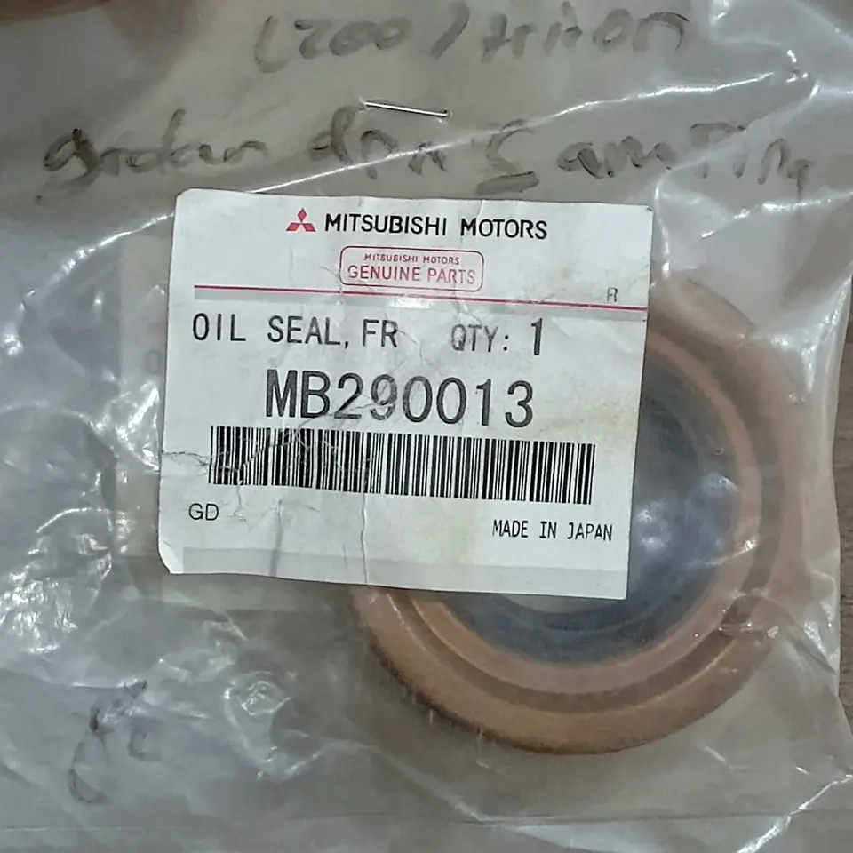 SEAL GARDAN DEPAN SAMPING L200/TRITON MITSUBISHI (72*96*9) MB290013 SEAL GARDAN MITSUBISHI