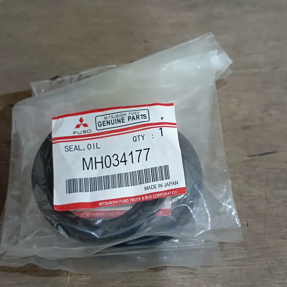 SEAL TRANSMISI BELAKANG PS 100/120/135/125 MITSUBISHI (48*65*9) MH034177 SEAL TRANSMISI / PERSNELING / PRESNELING MITSUBISHI
