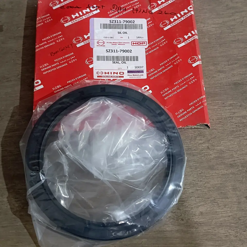 SEAL CRANKSHAFT DEPAN HINO 260/500/J08E/J05E HOP (SZ311-79002) SZ311-79002 SEAL CRANKSHAFT / KRUK AS & CAMSHAFT / NOKEN AS HOP