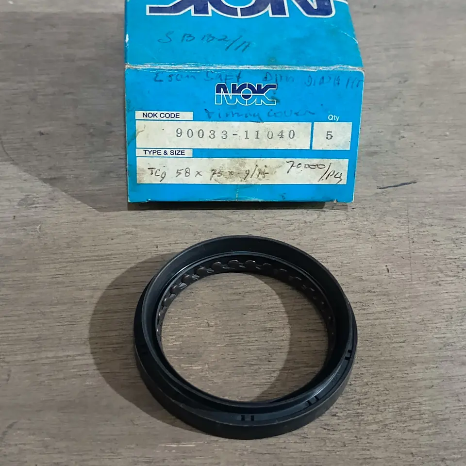 SEAL CRANKSHAFT DEPAN DYNA HT / DUTRO NOK (58*75*9/15)
