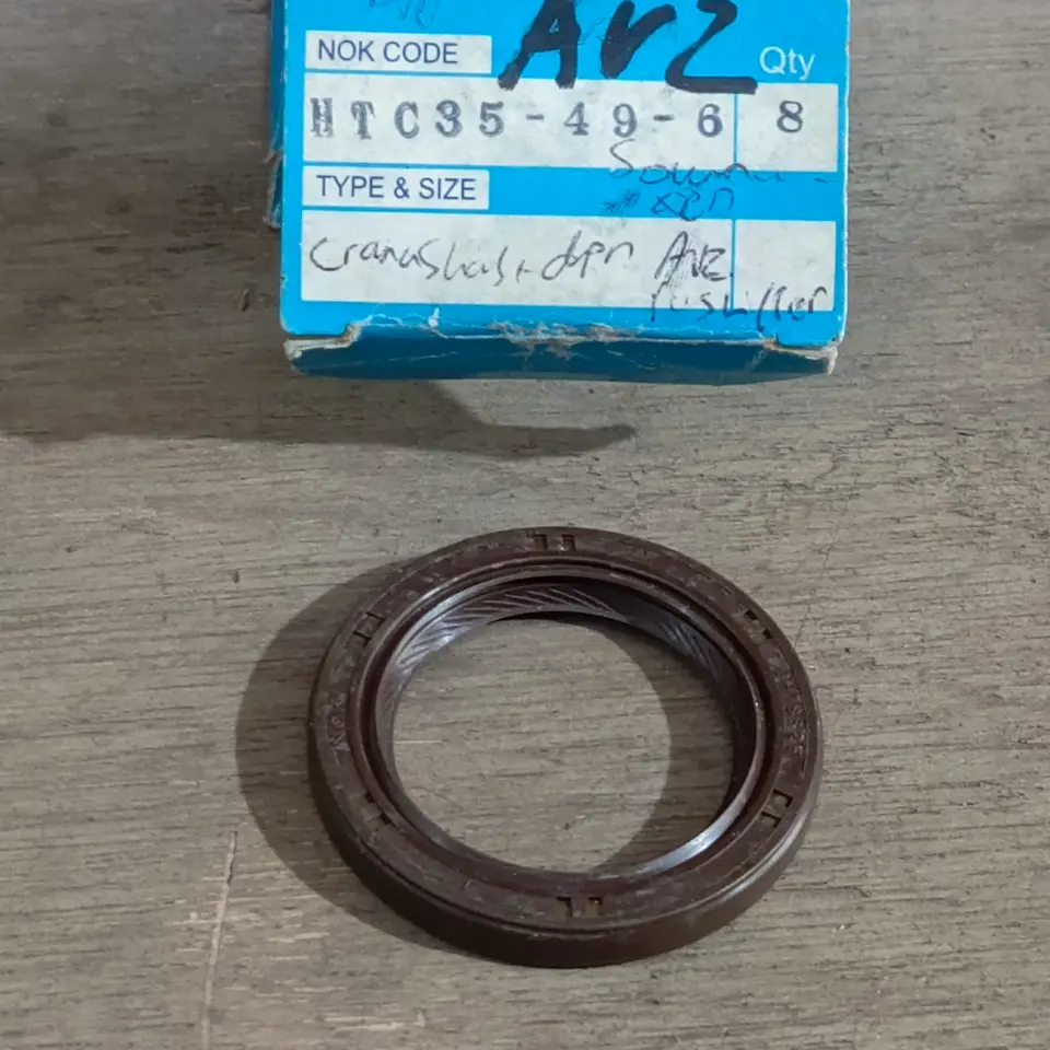 SEAL CRANKSHAFT DEPAN AVANZA / XENIA 1.3 / SOLUNA / RUSH / TERIOS NOK  NOK (35*49*6)