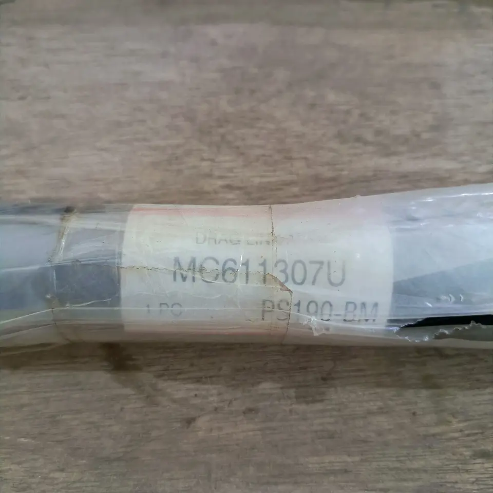 DRAG LINK ASSY PS 190/220/GANJO UTM MC611307U DRAG LINK / DRAGLINK UTM