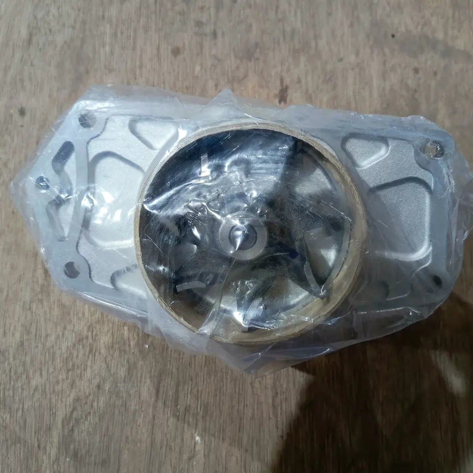WATER PUMP PS 125/110/135 4D33/34/35/36 GMB ME015217 / ME995424 / ME995426 / ME996868 / GWM-65A POMPA AIR / WATER PUMP /WATERPUMP GMB