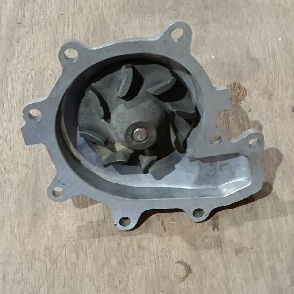 WATER PUMP ELF/NRH/NKR 66/71 MATSUBA