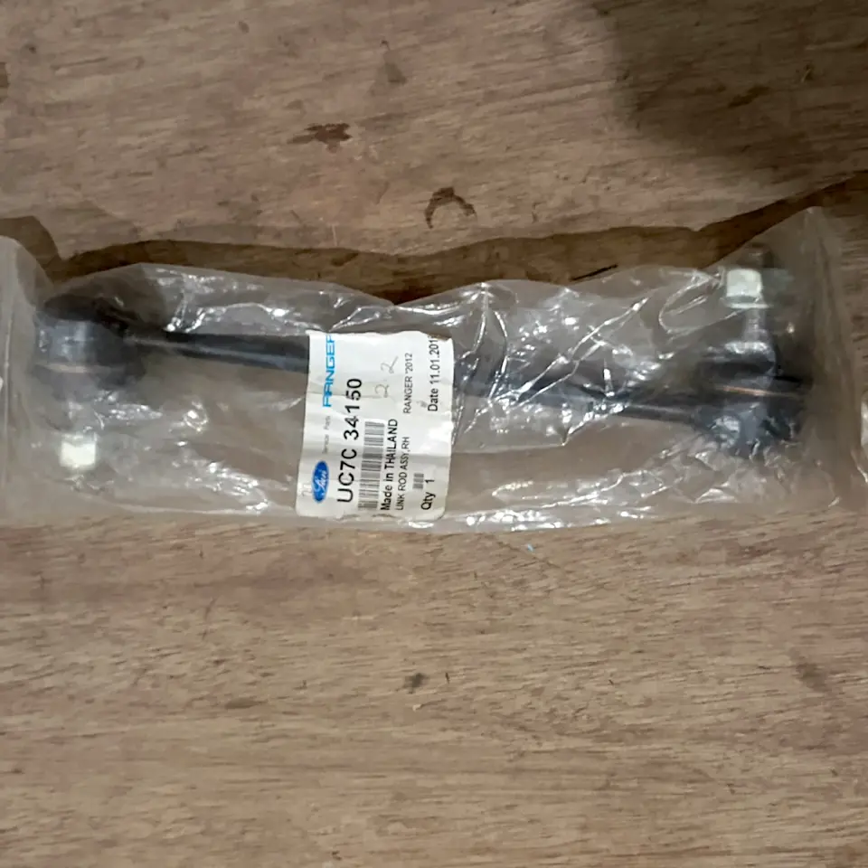 LINK STABIL/LINK ROD ASSY FORD RANGER  2.2 XLS /BT50 PRO (RH) RANGER UC7C34150 LINK STABIL / LINK ROD ASSY RANGER