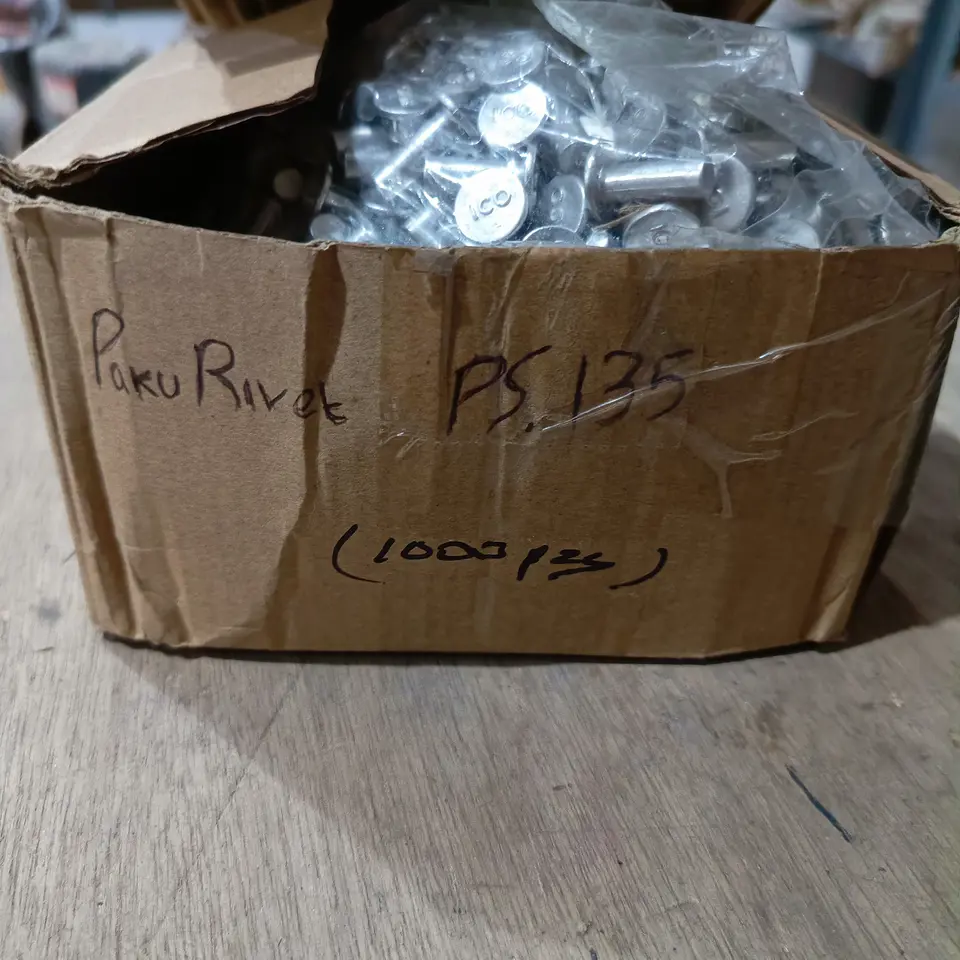 PAKU REM / RIVET 10X8
