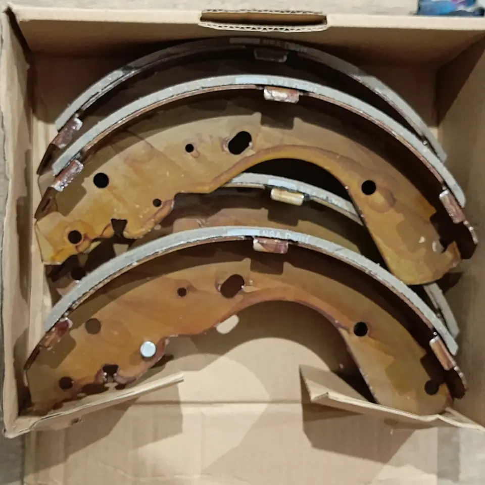 KAMPAS REM BELAKANG FORD RANGER EVEREST 2.5/MAZDA BT50 FORD