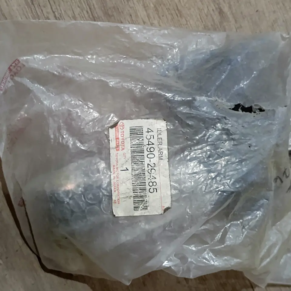 IDLER ARM 5K/7K/KF50 TOYOTA 45490-29485 IDLER ARM HOUSING TOYOTA