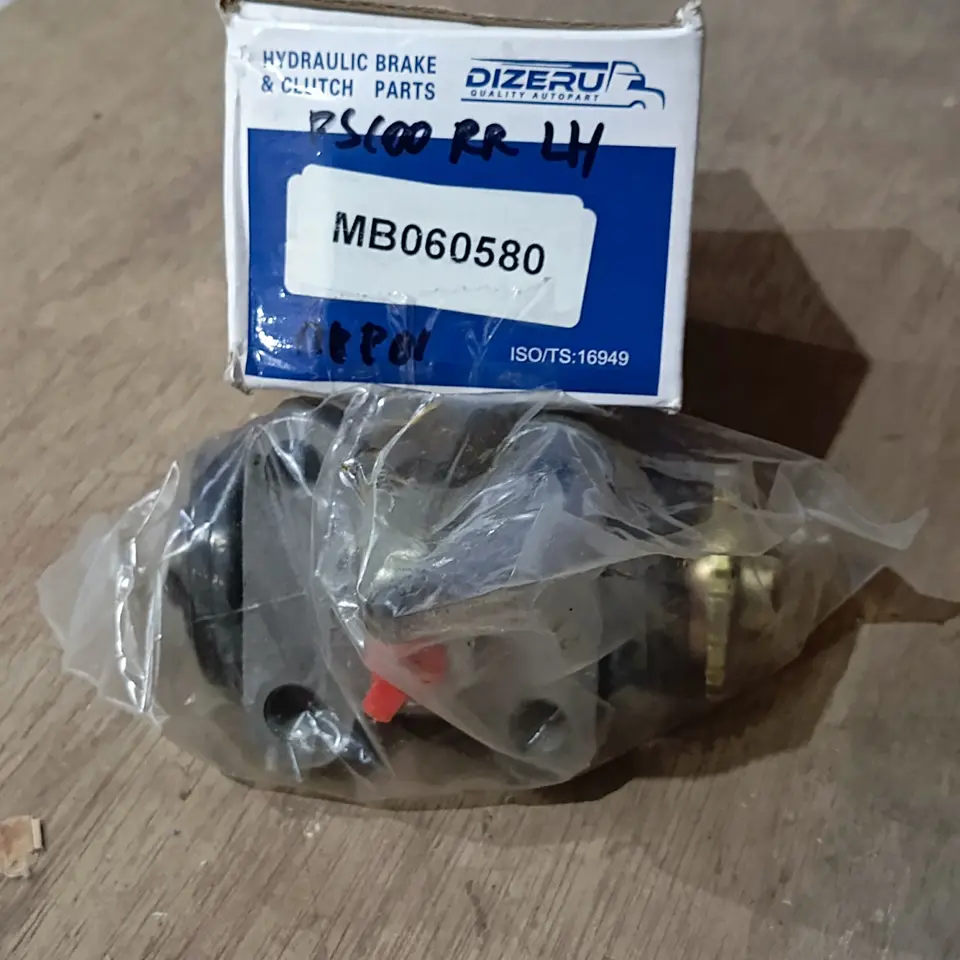 WHEEL CYLINDER PS 100/110 RR/LH DIZERU MB060580 (NEPEL) WHEEL CYLINDER BRAKE / MASTER REM BAWAH DEPAN / BELAKANG DIZERU