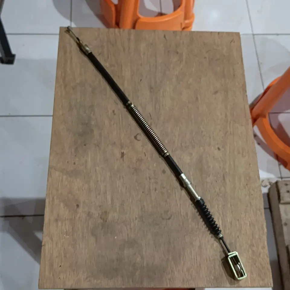 KABEL REM TANGAN BELAKANG / PENDEK / LH DYNA 125 TOYOTA