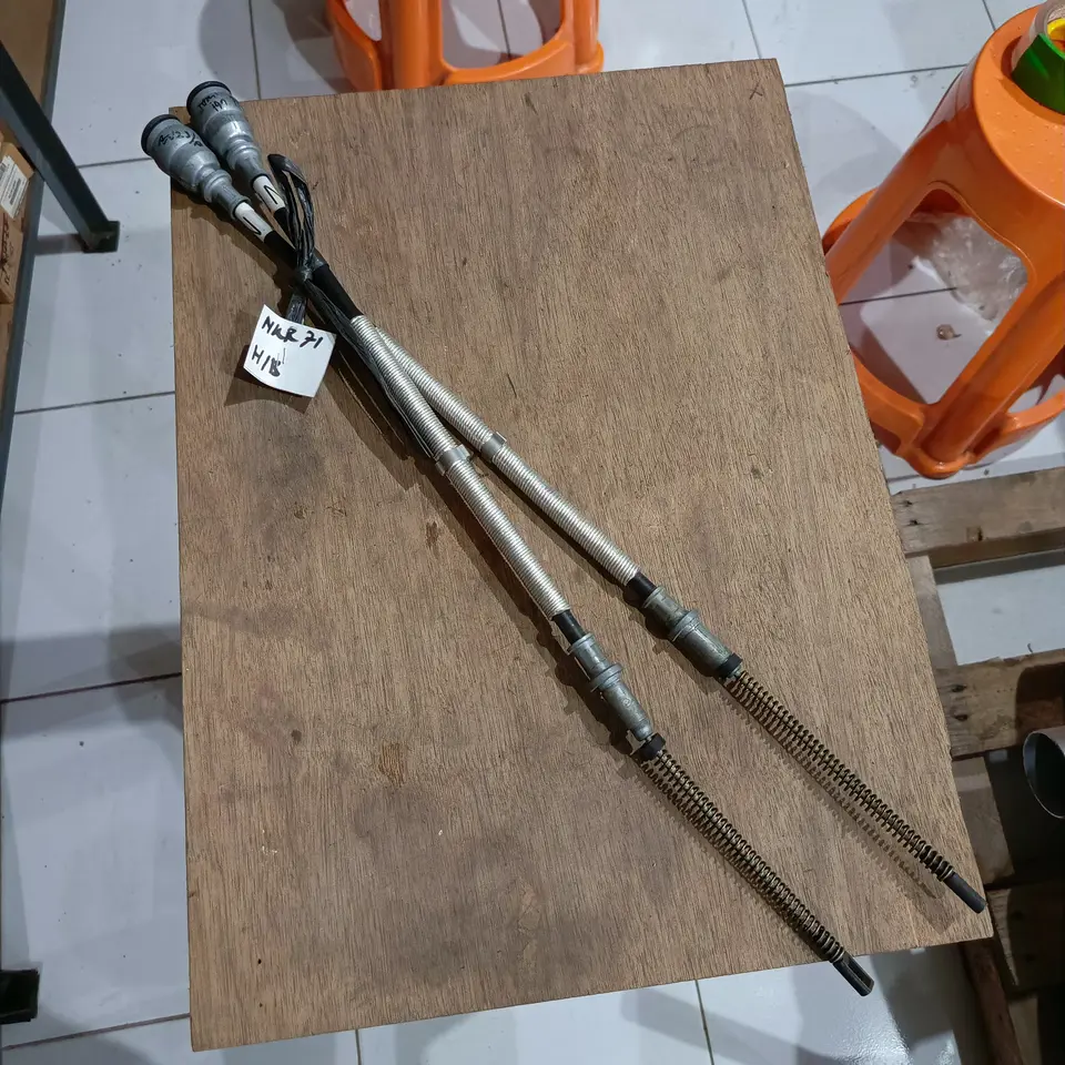 KABEL REM TANGAN BELAKANG /PENDEK NKR 66/71 null KABEL HAND BRAKE/ HANDBRAKE / KABEL REM TANGAN undefined