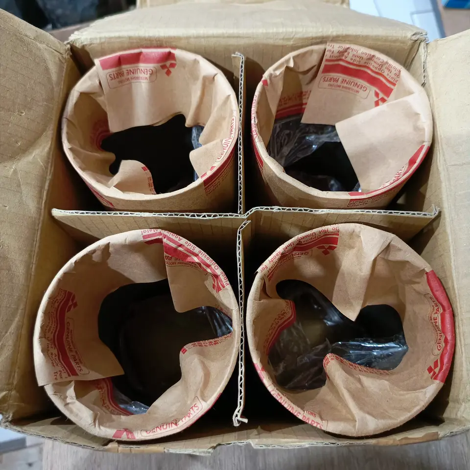 LINER PISTON SET PS 120/135 (4PCS) MITSUBISHI