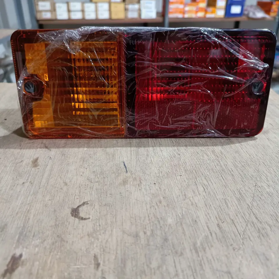 STOP LAMP ASSY GRANMAX (PICK UP) RH CPU