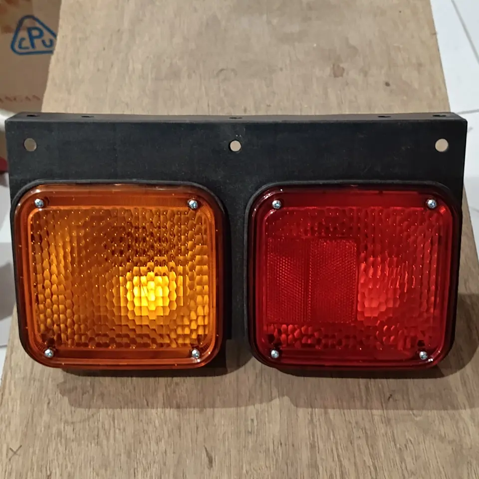 STOP LAMP ASSY FUSO FIGHTER LH CPU