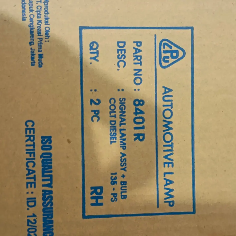 RETING DEPAN + BULB PS 120/135 RH CPU 8401R RETING DEPAN / SIGNAL LAMP CPU AUTOMOTIVE LAMP