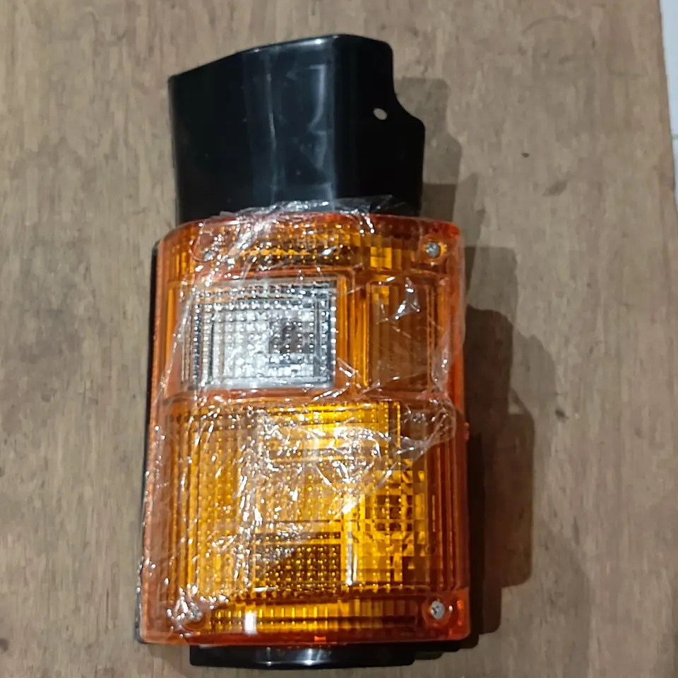 RETING DEPAN ASSY FUSO FIGHTER RH CPU