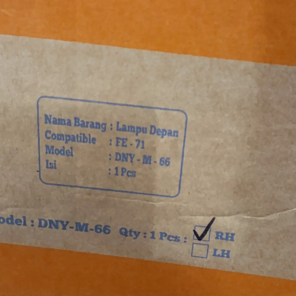 HEAD LAMP PS 125 / 136 RH (KACA) DNY
