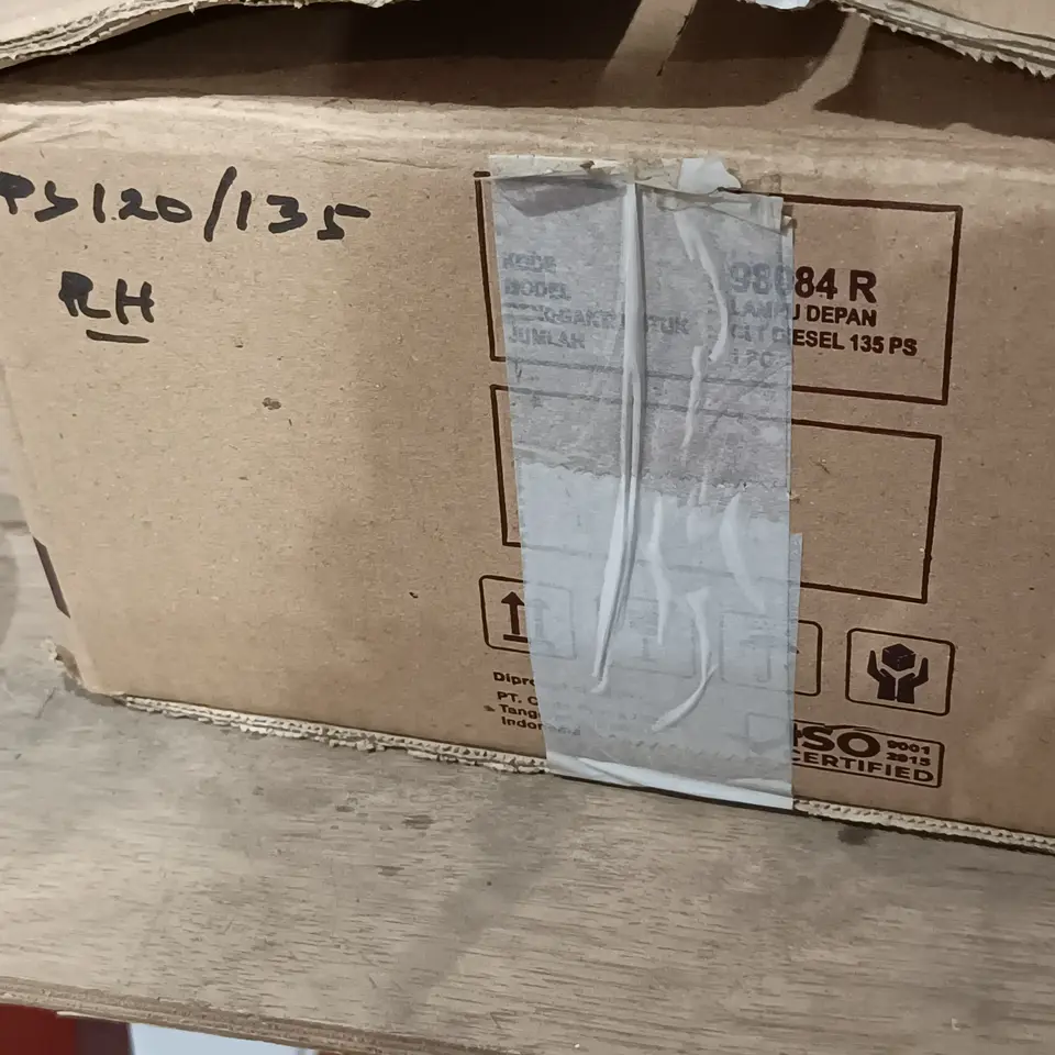 HEAD LAMP PS 120 / 135 RH (PLASTIK) CPU