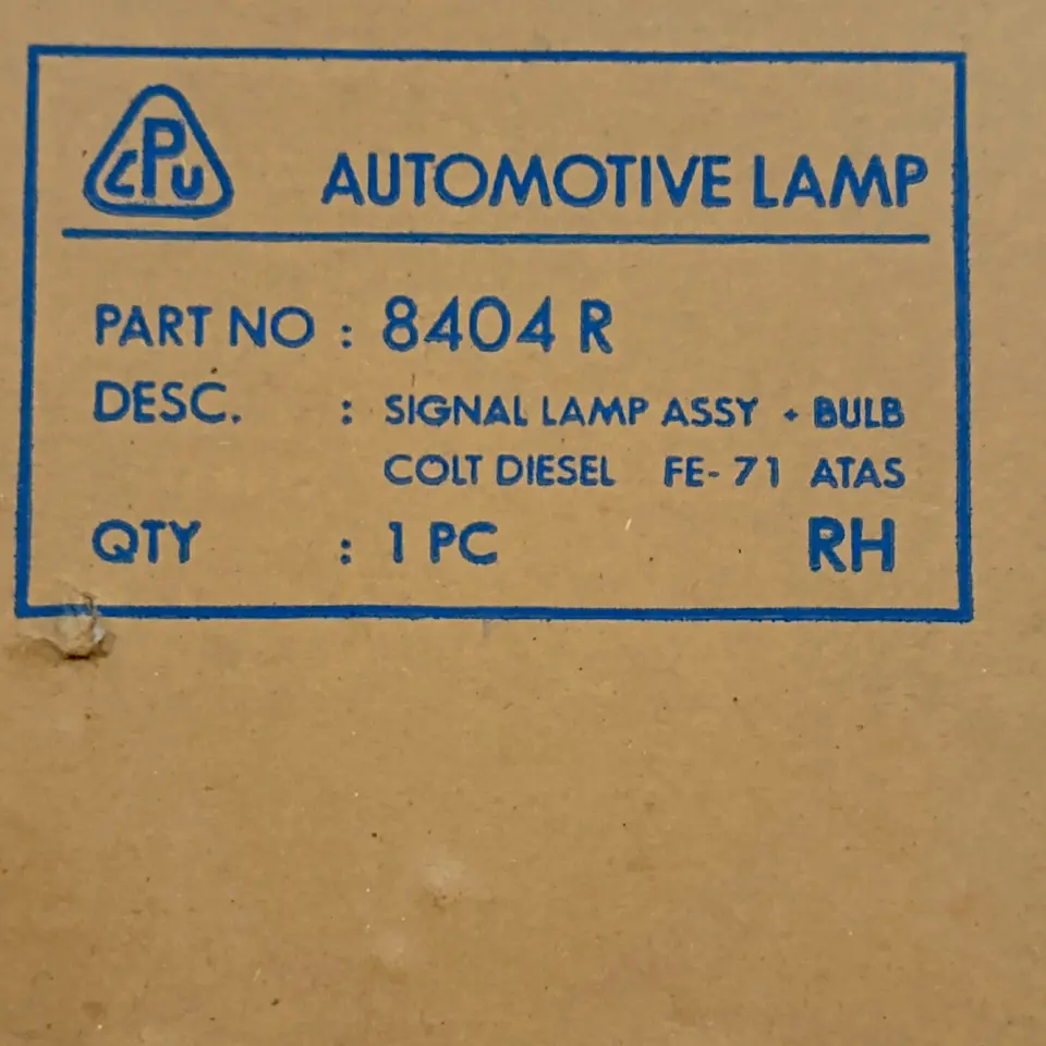 RETING DEPAN ATAS PS 125/FE71 RH CPU 8404R RETING DEPAN / SIGNAL LAMP CPU AUTOMOTIVE LAMP