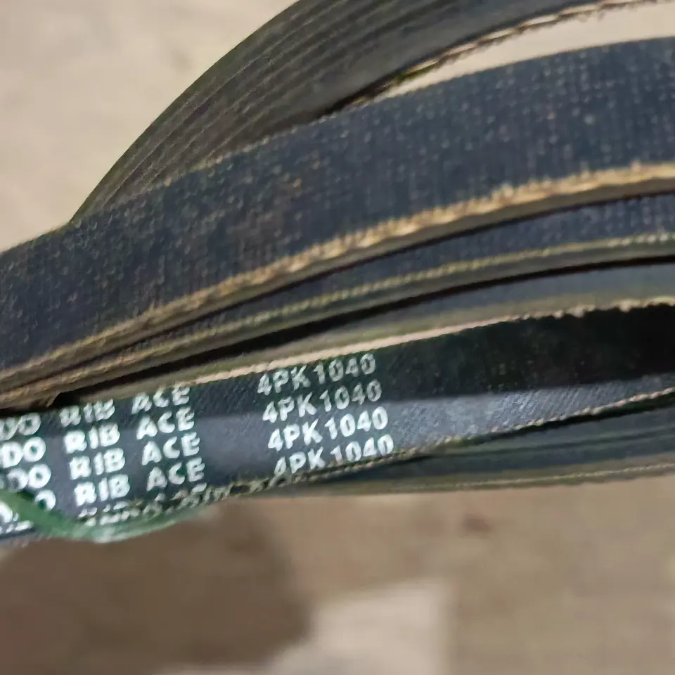 VBELT 4PK 1040  POWER STEERING KUDA DIESEL / AC FUTURA INJEKSI APV BANDO 4PK 1040 VBELT / VANBELT/ FANBELT / BELT / TIMING BELT BANDO VBELT