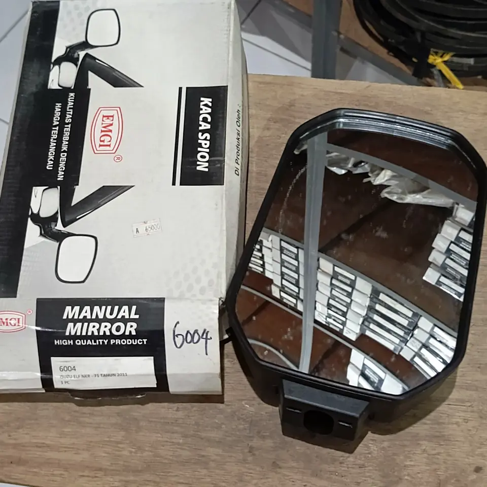 SPION NKR 71 2011 EMGI 6004 SPION / MIRROR SUB ASSY EMGI