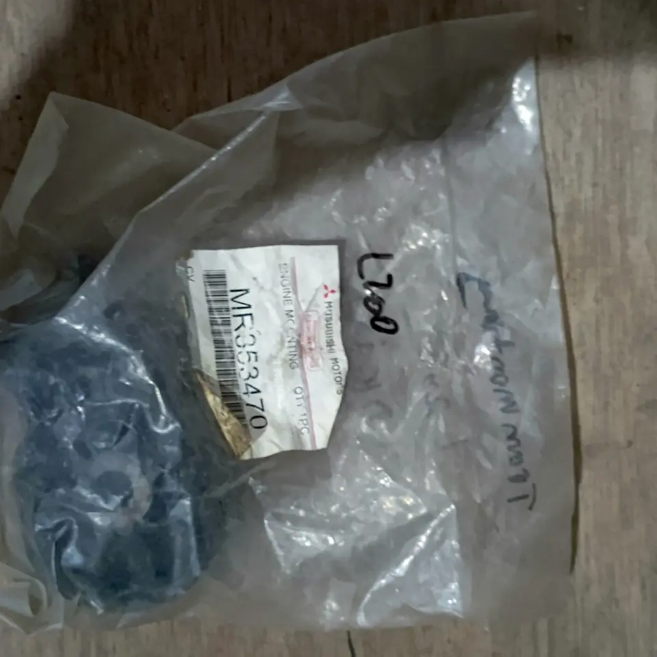 TRANS MOUNTING L200 MITSUBISIHI