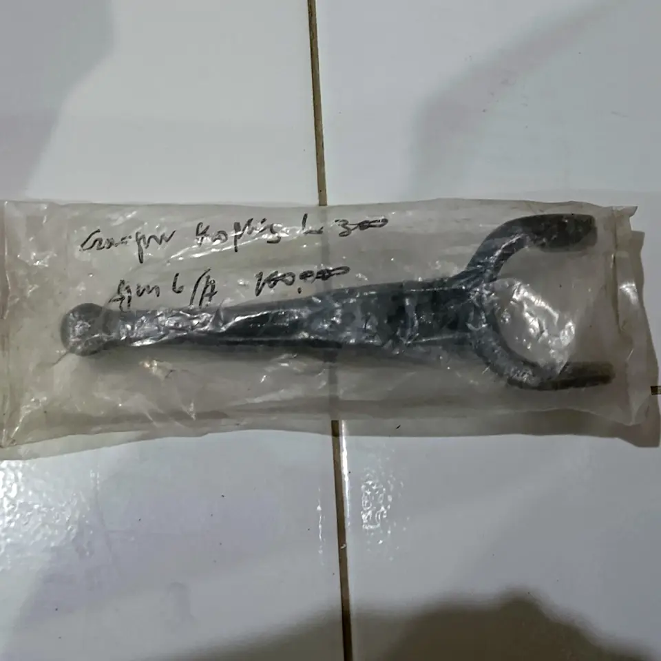 GARPU KOPLING L300 null GARPU KOPLING / FORK CLUTCH undefined